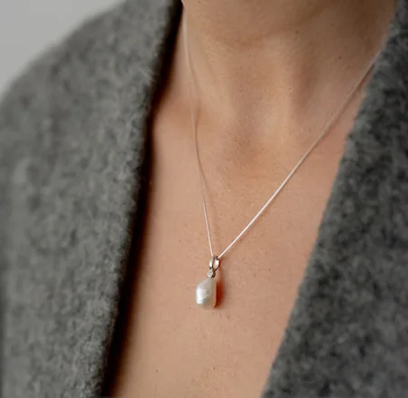 collar perla lily plata