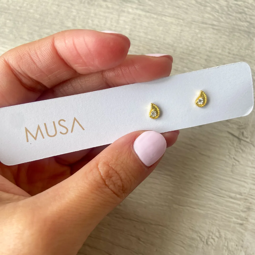 aros stud paisley gold vermeil